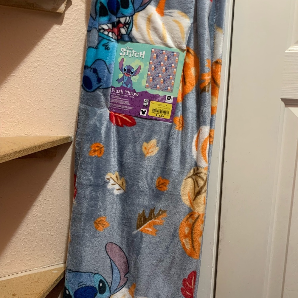 Disney Stitch Plush Throw Blanket - Gray and Orange